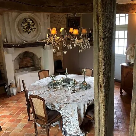 La Mouliniere, Jolie Longere Du Xviie 25, Chemin De La Source ベッド・アンド・ブレックファスト